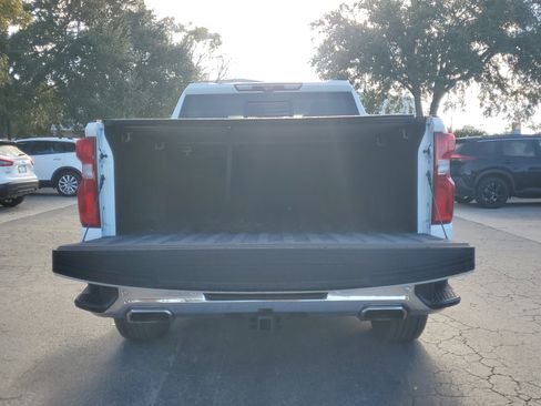 Used 2020 Chevrolet Silverado 1500 LTZ w/ LTZ Premium Package image 11