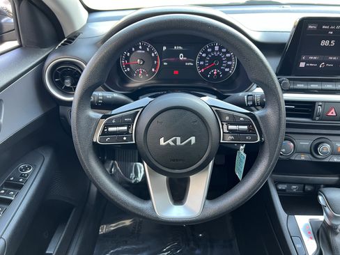 Used 2024 Kia Forte LXS FWD image 25