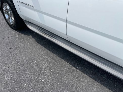 Used 2015 Chevrolet Suburban LT AWD/4WD image 6