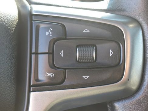 Used 2021 Chevrolet Tahoe Premier w/ Premium Package image 23