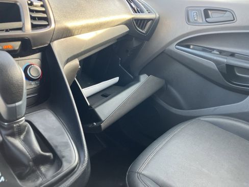 Used 2020 Ford Transit Connect XL image 25