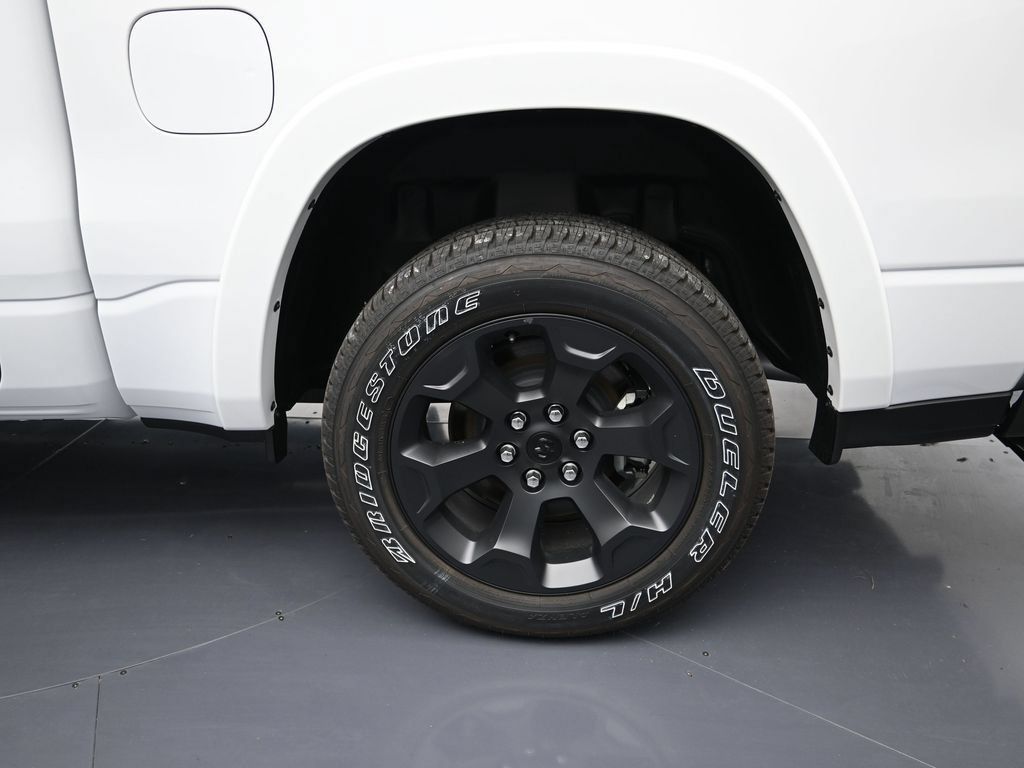 New 2025 RAM 1500 Big Horn AWD/4WD image 9