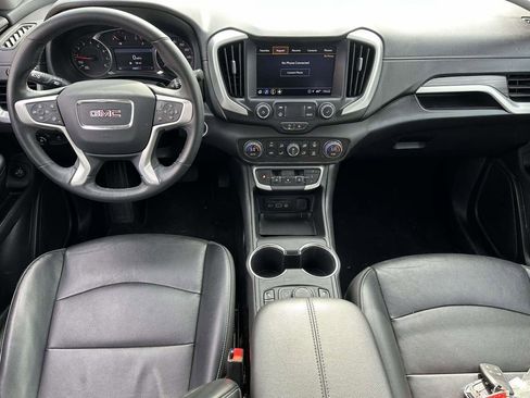 Used 2023 GMC Terrain SLT image 17