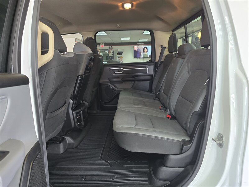 Used 2020 RAM 1500 Big Horn AWD/4WD image 11