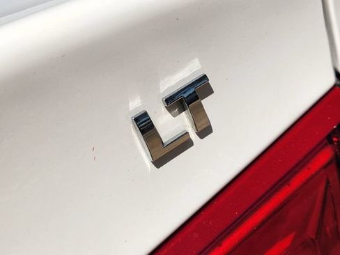 Used 2024 Chevrolet Malibu LT FWD image 12