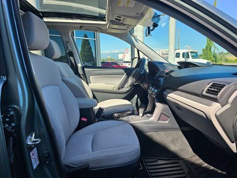 Used 2017 Subaru Forester 2.5i Premium w/ All-Weather Package AWD/4WD image 11