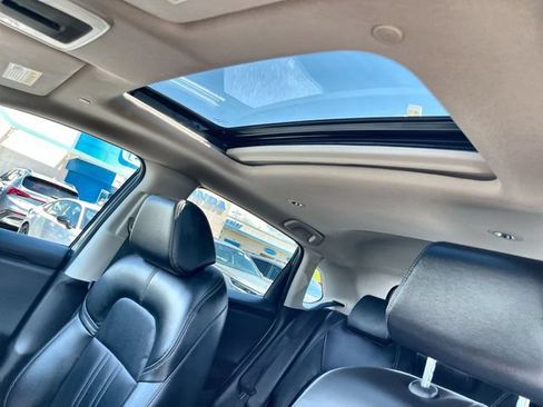 Used 2025 Honda HR-V EX-L image 18