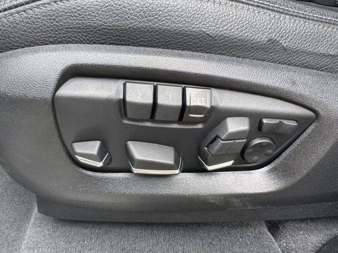 Used 2018 BMW X5 xDrive50i AWD/4WD image 14