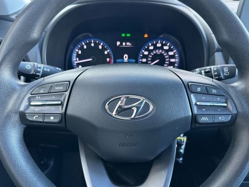 Used 2023 Hyundai Kona SE image 24