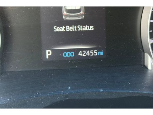 Used 2022 Toyota Highlander LE AWD/4WD image 31