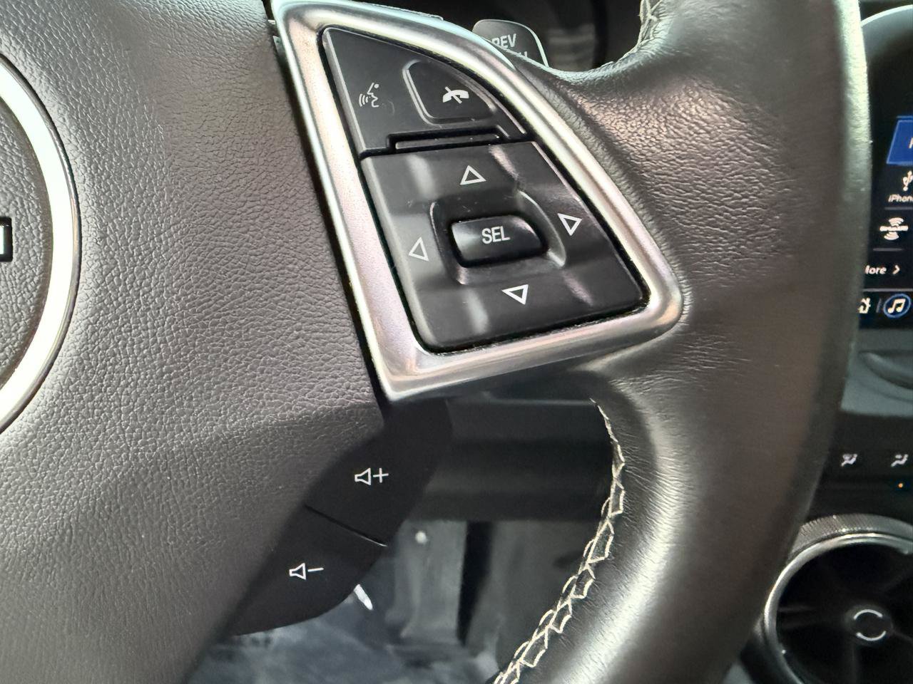 Used 2021 Chevrolet Camaro LT RWD image 11
