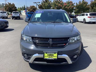 Used 2018 Dodge Journey Crossroad w/ Nav & Sun Group