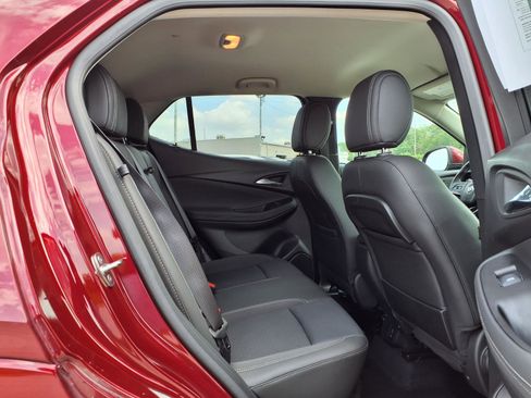Used 2023 Buick Encore GX Select w/ Sport Touring Package FWD image 32
