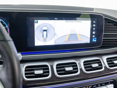 Certified 2022 Mercedes-Benz GLS 450 4MATIC image 25