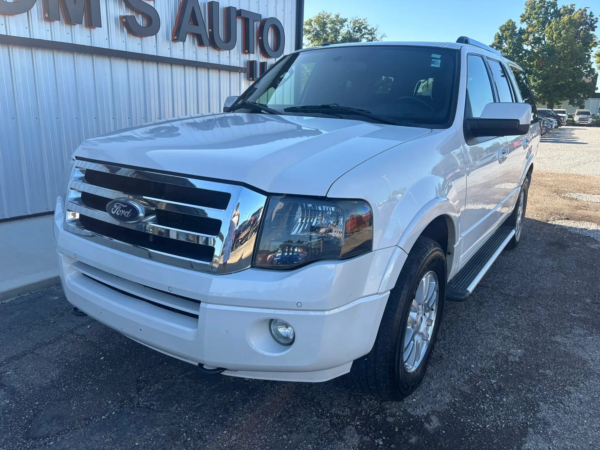 Used 2013 Ford Expedition Limited AWD/4WD image 13
