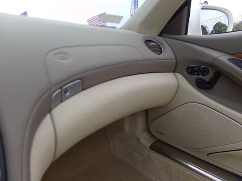 Used 2009 Mercedes-Benz SL 550 image 43