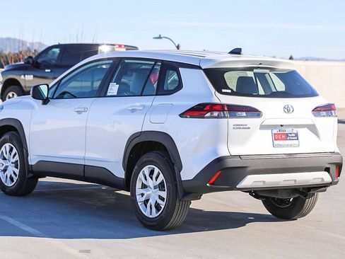 New 2026 Toyota Corolla Cross L image 7
