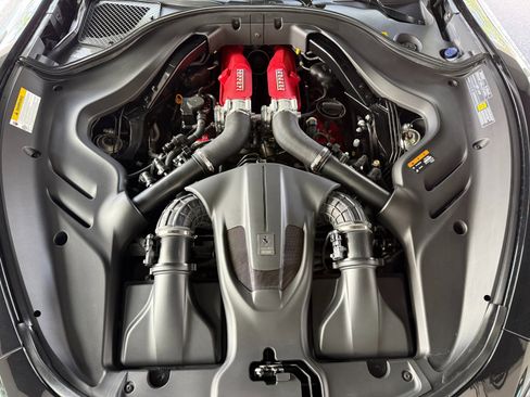 Used 2021 Ferrari Roma RWD image 35