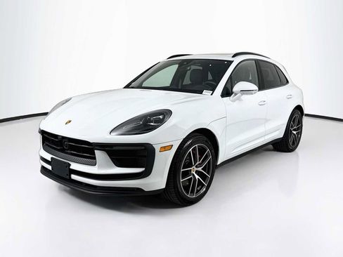 Certified 2026 Porsche Macan S AWD/4WD image 1