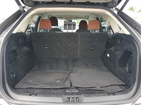 Used 2018 Ford Edge SEL w/ Equipment Group 201A image 16
