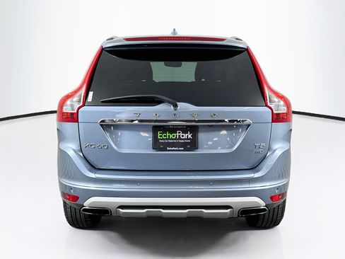 Used 2017 Volvo XC60 T5 Dynamic w/ Preferred Option Package AWD/4WD image 7