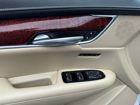 Used 2019 Cadillac XT5 Premium Luxury AWD/4WD image 20
