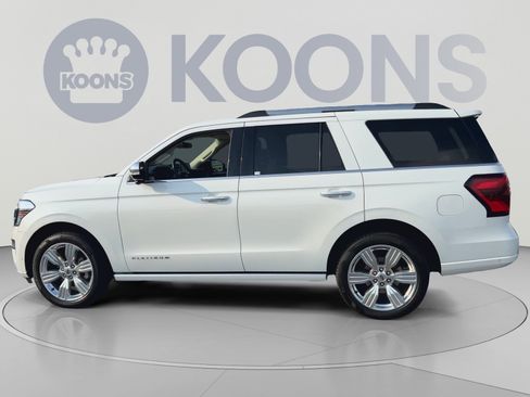 Used 2024 Ford Expedition Platinum AWD/4WD image 8