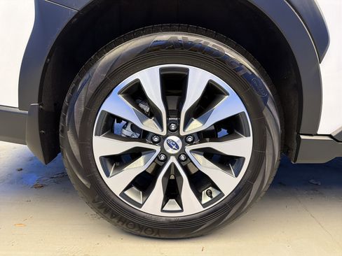 Certified 2025 Subaru Outback Touring XT w/ Popular Package #2 image 9