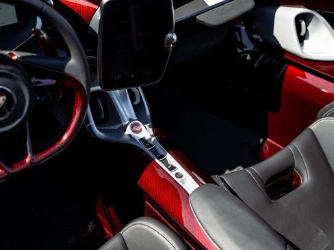 Used 2021 McLaren Elva image 46