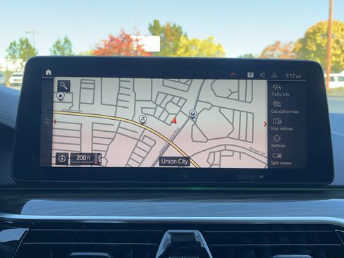 Used 2022 BMW 540i w/ Convenience Package image 5