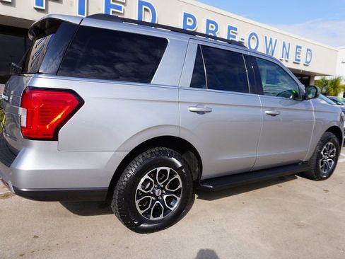 Used 2024 Ford Expedition XLT image 6