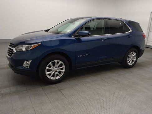 Used 2019 Chevrolet Equinox LT FWD image 2