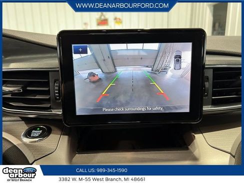 Used 2021 Ford Explorer XLT w/ Equipment Group 202A AWD/4WD image 17