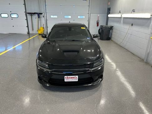 Used 2016 Dodge Charger R/T Scat Pack w/ Beats Audio Group RWD image 8