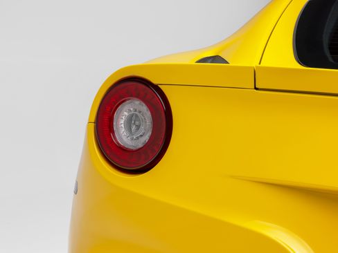 Certified 2017 Ferrari F12 Berlinetta RWD image 21