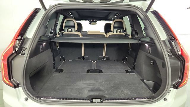 New 2026 Volvo XC90 T8 Plus w/ Protection Package AWD/4WD image 44