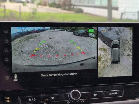 Used 2025 Mitsubishi Outlander SE FWD image 18