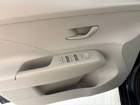 Used 2024 Hyundai Kona SEL FWD image 21