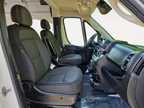 Used 2023 RAM ProMaster 2500 FWD image 15