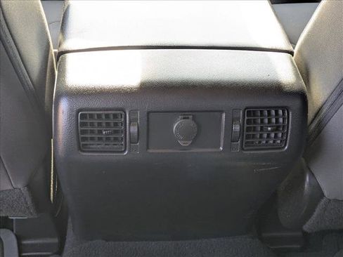 Used 2018 Toyota Tundra SR5 image 17