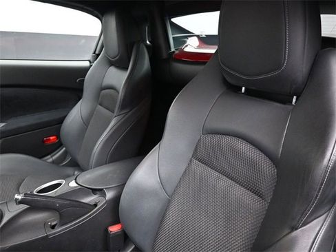 Used 2010 Nissan 370Z Touring image 21