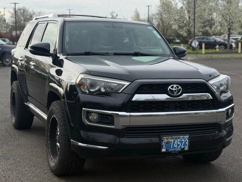 Used 2016 Toyota 4Runner Limited image 7