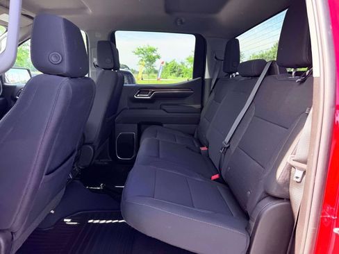 Used 2024 Chevrolet Silverado 1500 LT AWD/4WD image 11