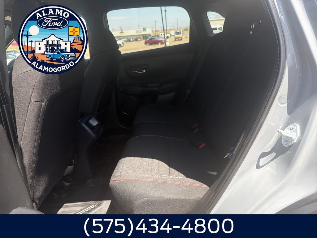 Used 2025 Honda HR-V Sport image 24