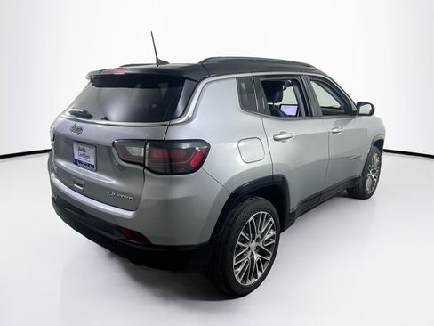 Used 2022 Jeep Compass Limited w/ Elite Group AWD/4WD image 5