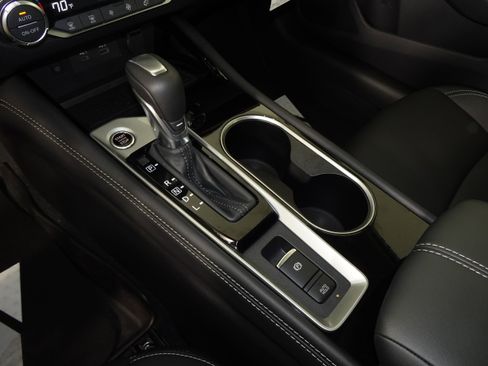 Certified 2025 Nissan Altima 2.5 SL image 21