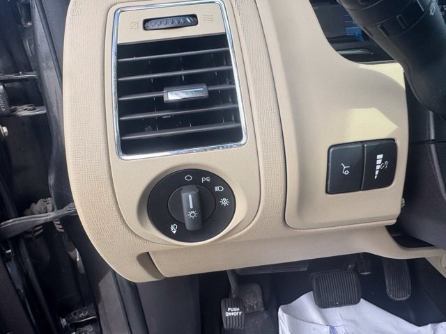 Used 2019 Ford Flex SEL w/ Equipment Group 202A FWD image 13