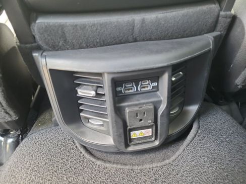 Used 2024 RAM 2500 Laramie w/ Safety Group AWD/4WD image 39
