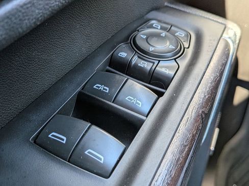 Used 2022 GMC Sierra 2500 Denali w/ Denali Ultimate Package image 27