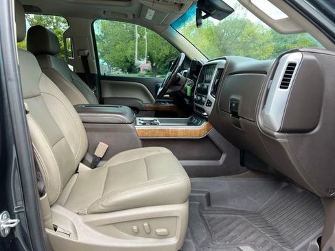 Used 2018 GMC Sierra 1500 SLT AWD/4WD image 24